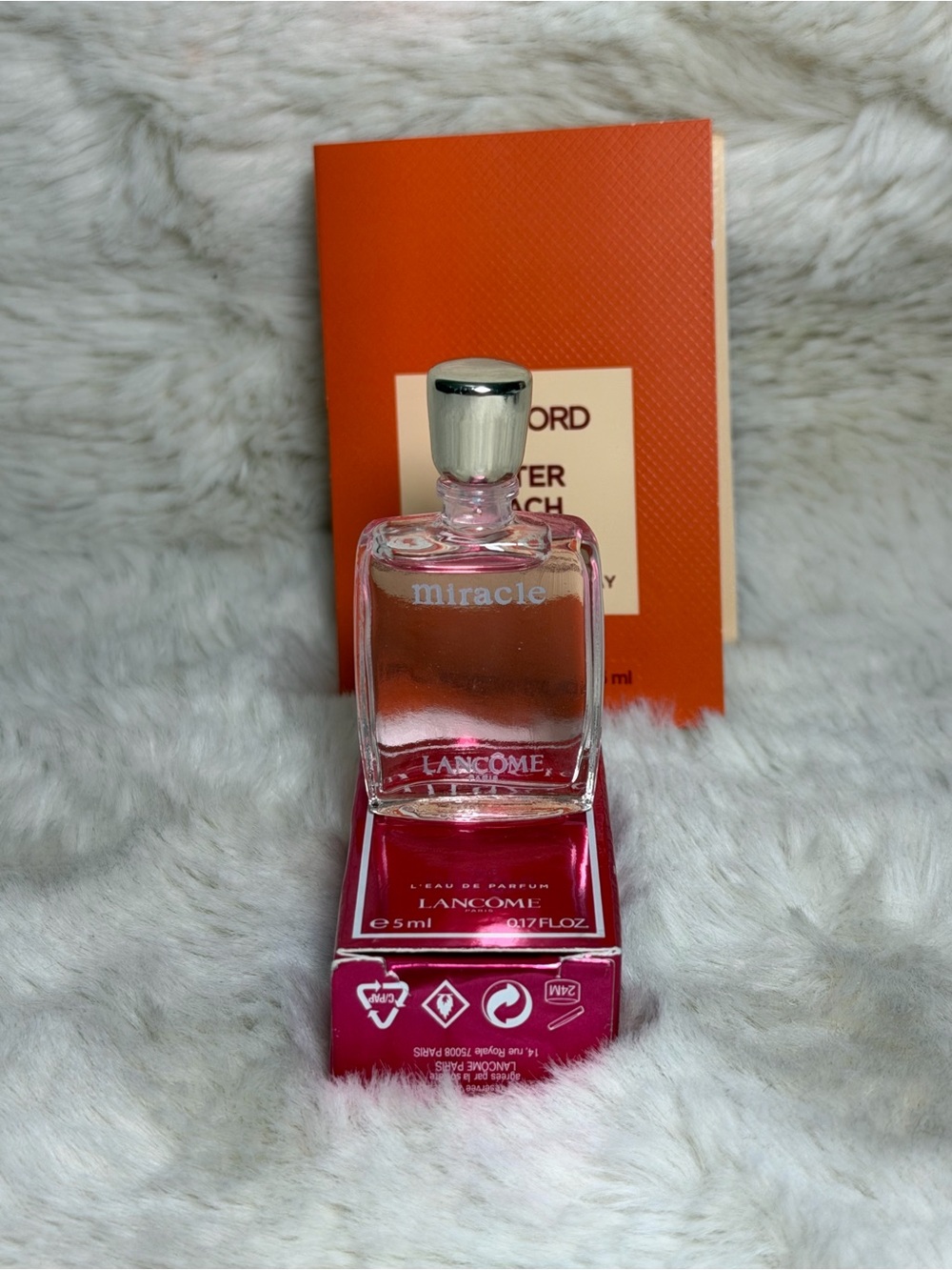 Miracle Lancome Miniature 5ml/0.17 + Tom ford Sample